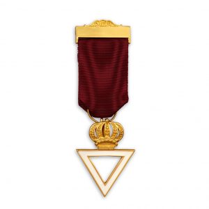 ROYAL AND SELECT MASTERS MEMBERS BREAST JEWEL